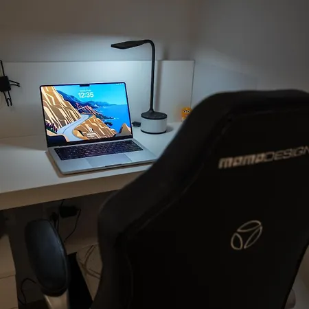 Urban Escape Apartment *